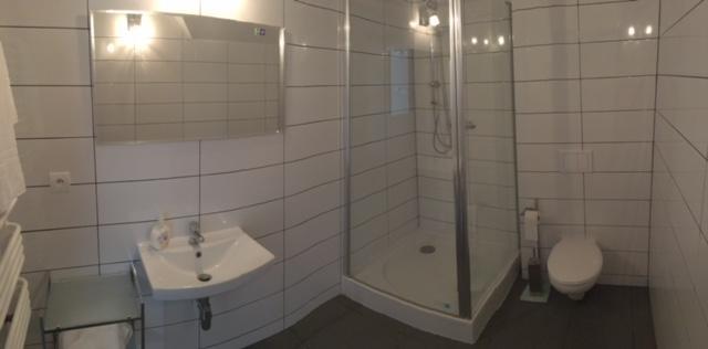 Essenza Party Center Bed & Breakfast Swidnica  ภายนอก รูปภาพ